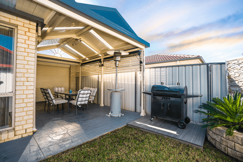 118 Tamworth Crescent, HOXTON PARK, NSW 2171