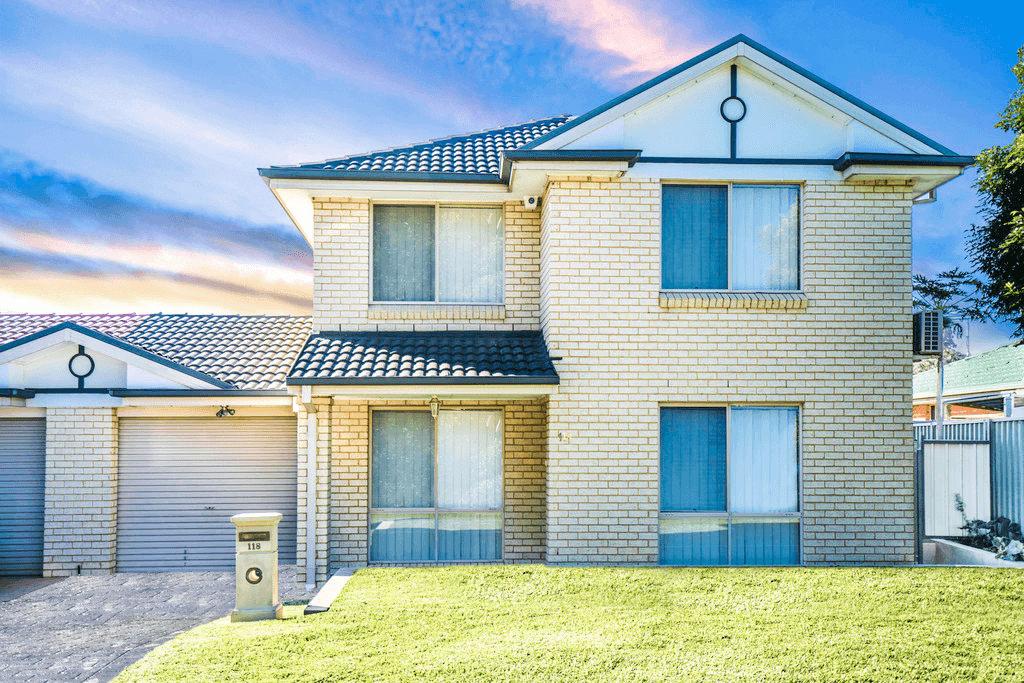 118 Tamworth Crescent, HOXTON PARK, NSW 2171