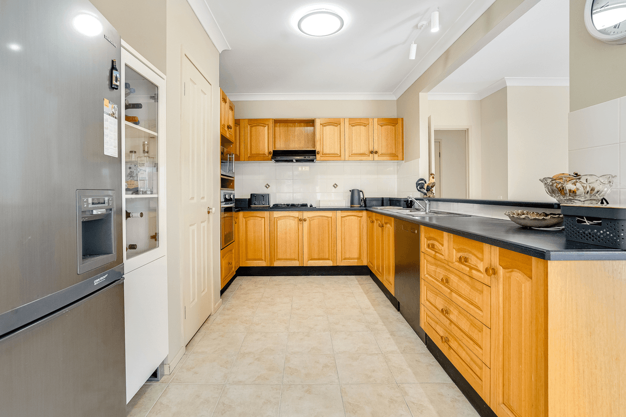 22 Singleton Road, POINT CLARE, NSW 2250