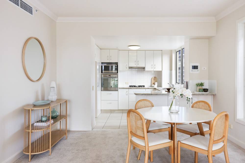 19/20 Queensland Avenue, BROADBEACH, QLD 4218