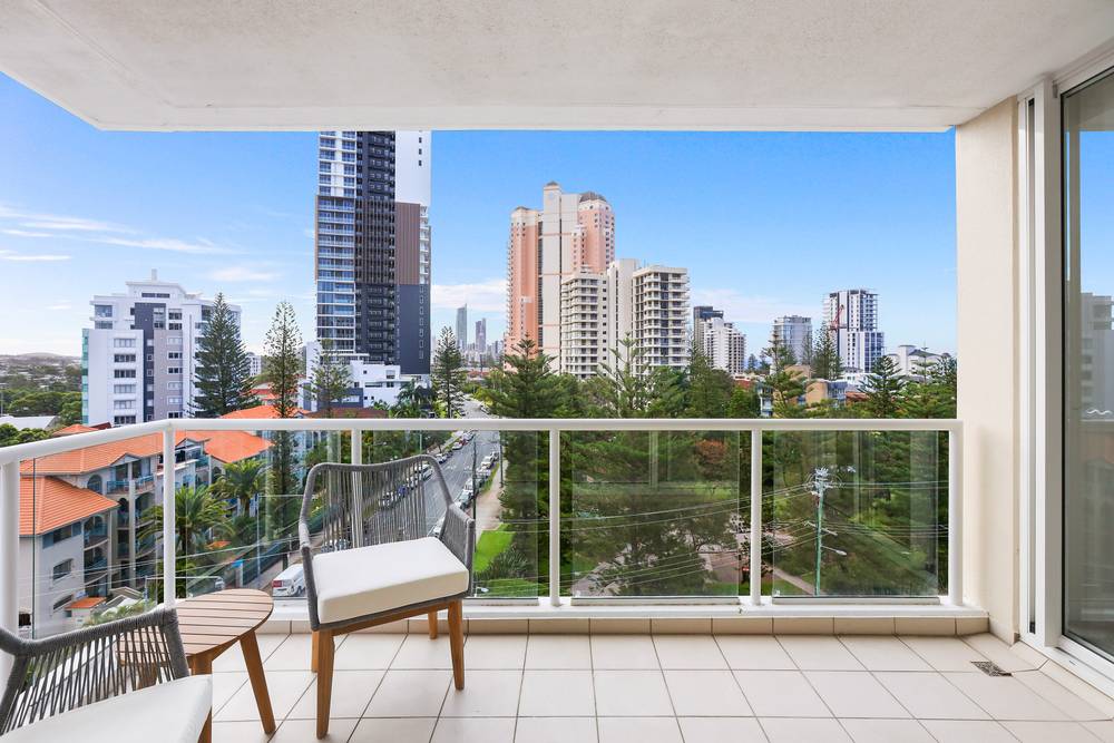 19/20 Queensland Avenue, BROADBEACH, QLD 4218