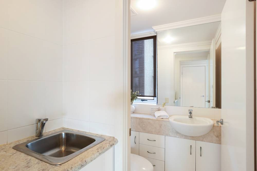 19/20 Queensland Avenue, BROADBEACH, QLD 4218