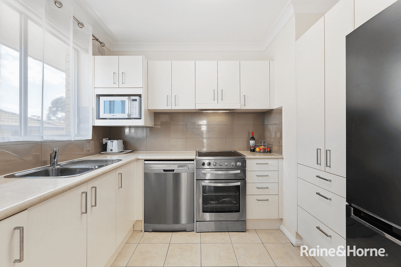 12/12 Pearson St, GLADESVILLE, NSW 2111