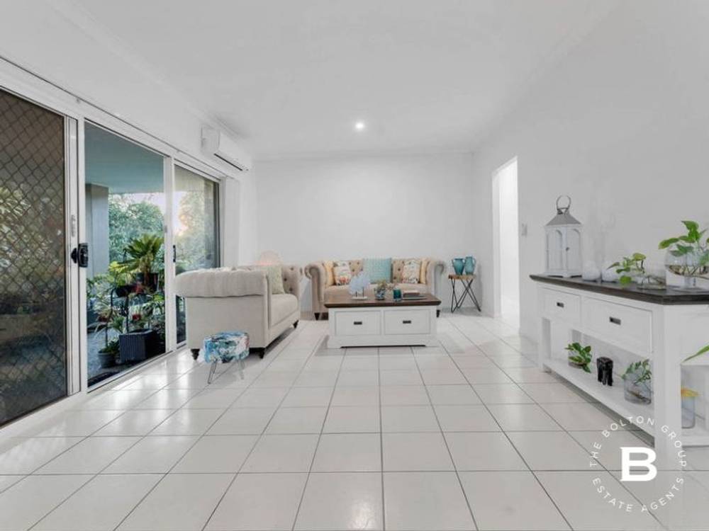 287 Lakeside Avenue, Springfield Lakes, QLD 4300