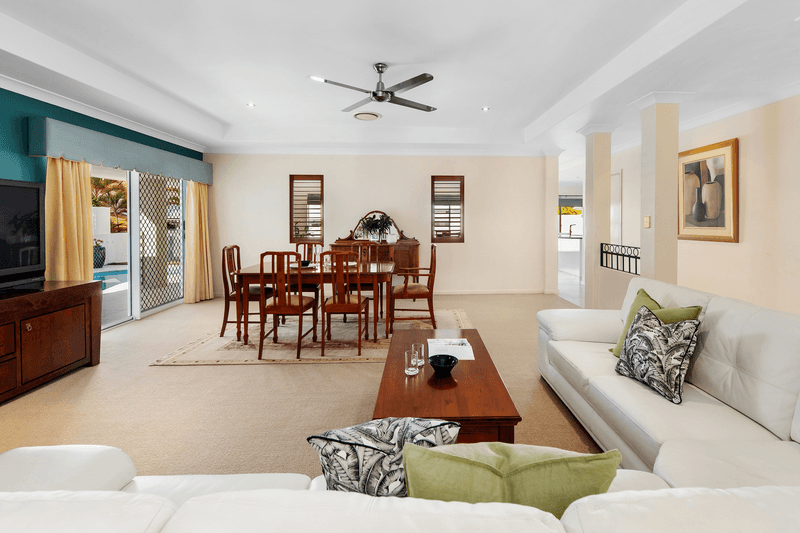 24 Regatta Circuit, Noosaville, QLD 4566