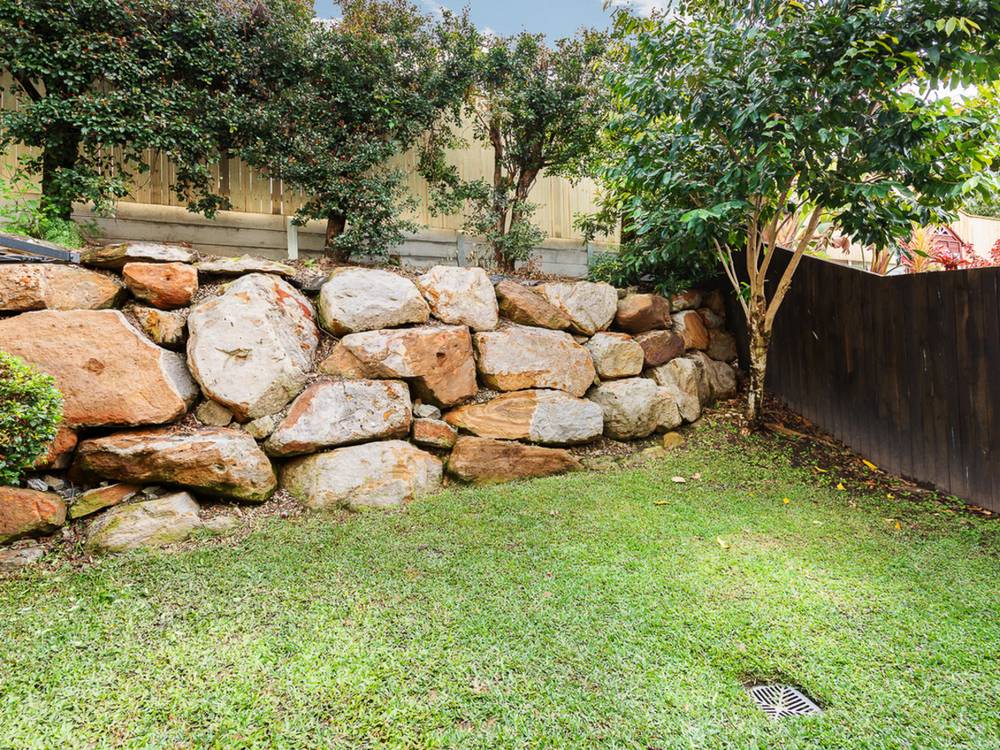 19/1 Santa Isobel Boulevard, Pacific Pines, QLD 4211