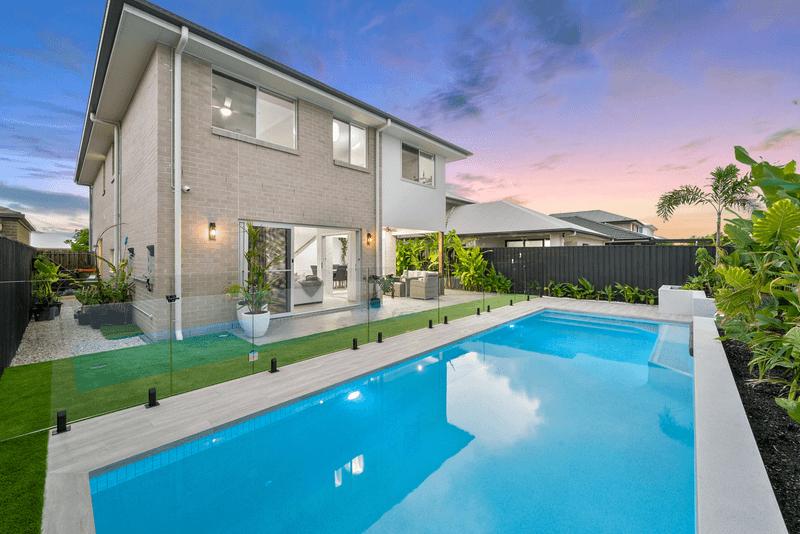 68 Lakeview Promenade, NEWPORT, QLD 4020