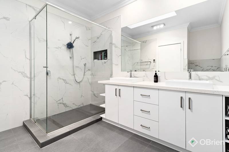 5B Flinders Street, Sunbury, VIC 3429