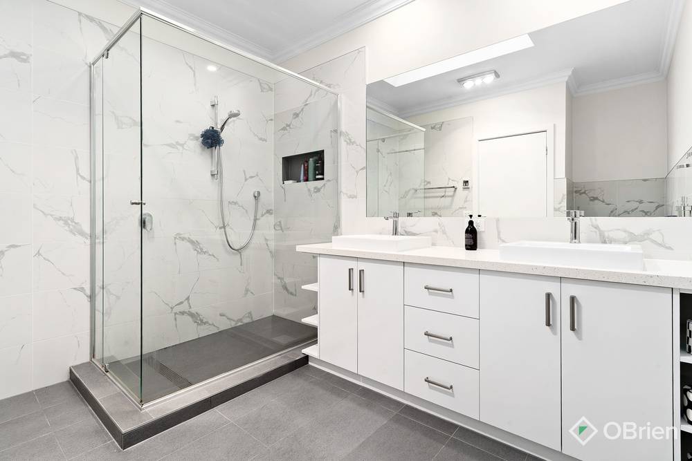 5B Flinders Street, Sunbury, VIC 3429