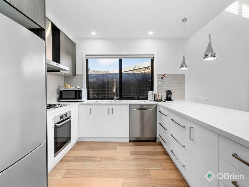 5B Flinders Street, Sunbury, VIC 3429