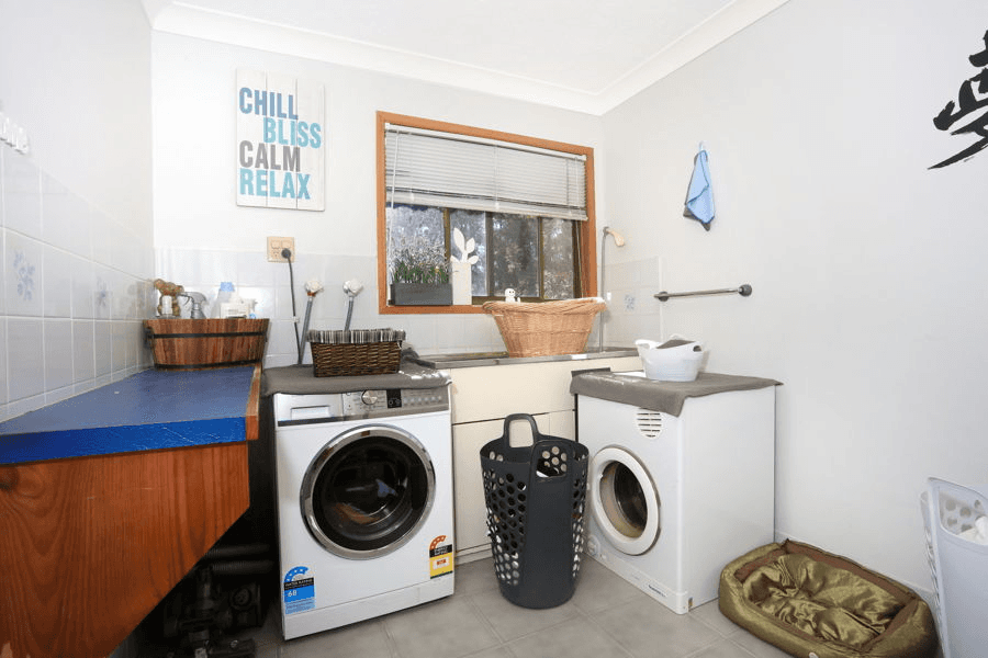 5 Bindoon Close, ELANORA, QLD 4221