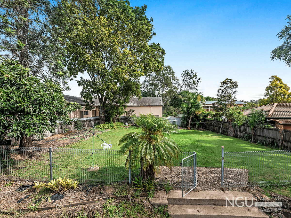 249 South Station Road, Raceview, QLD 4305