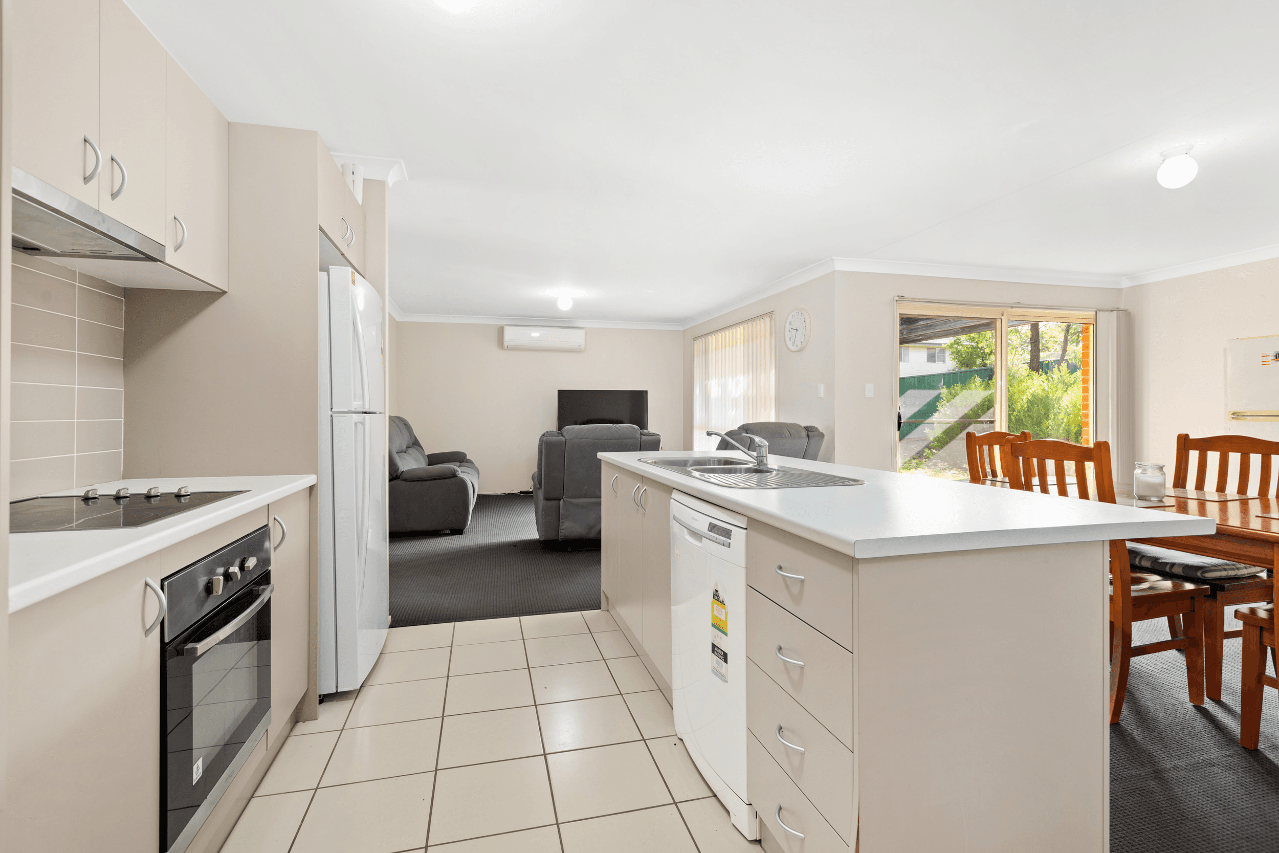 5 Dixon Circuit, MUSWELLBROOK, NSW 2333