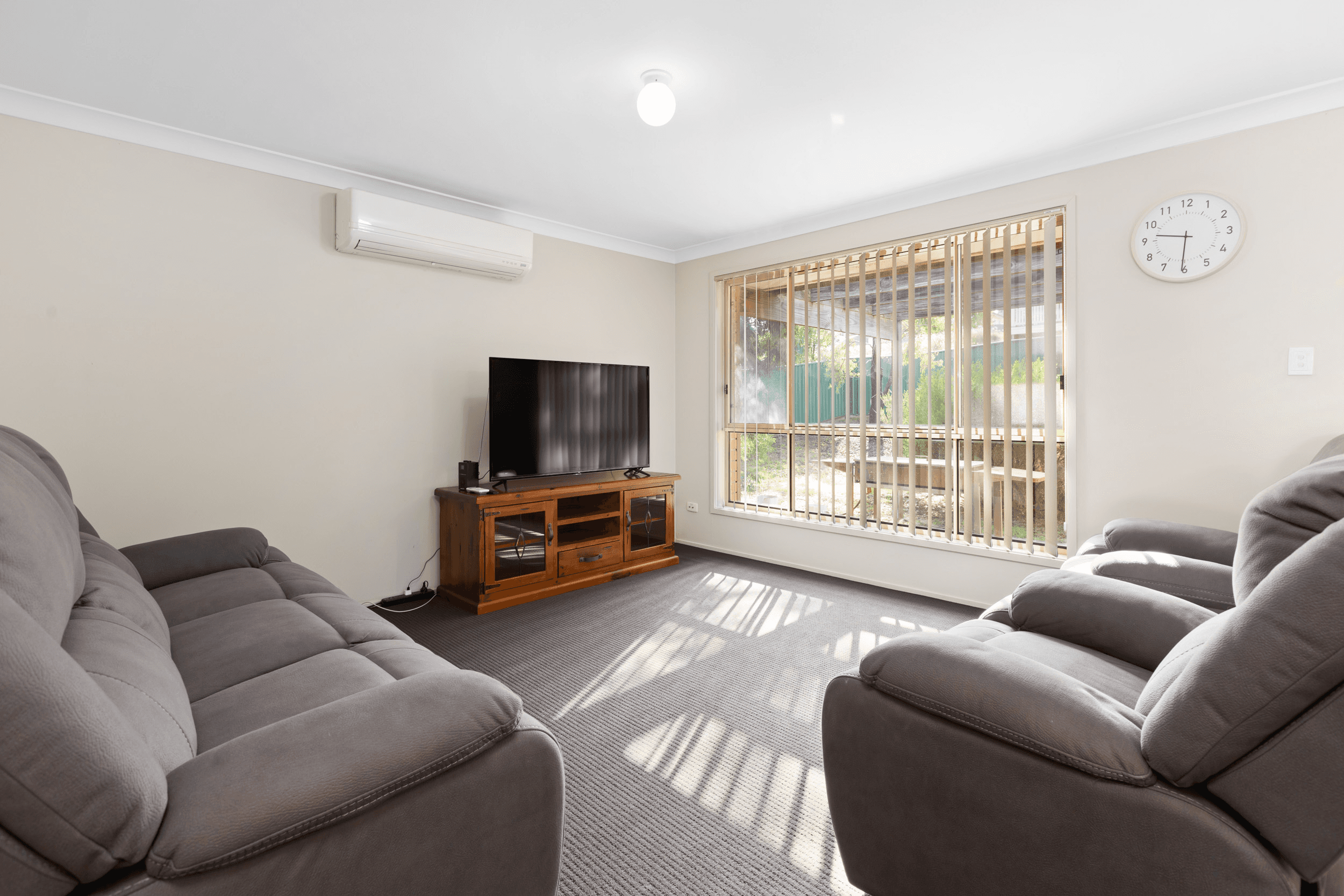 5 Dixon Circuit, MUSWELLBROOK, NSW 2333