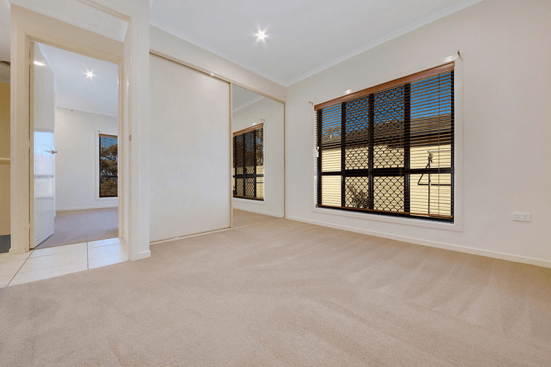 7 Clipper Terrace, SOUTH GLADSTONE, QLD 4680