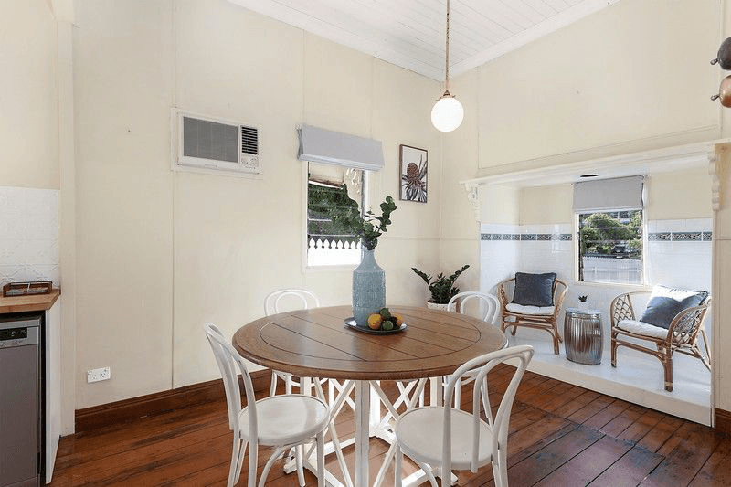 224 Denham Street, THE RANGE, QLD 4700