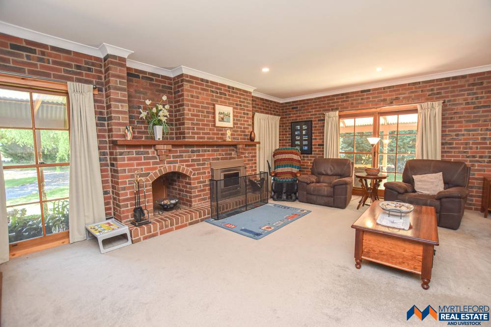 7. Jenny Lane, MYRTLEFORD, VIC 3737