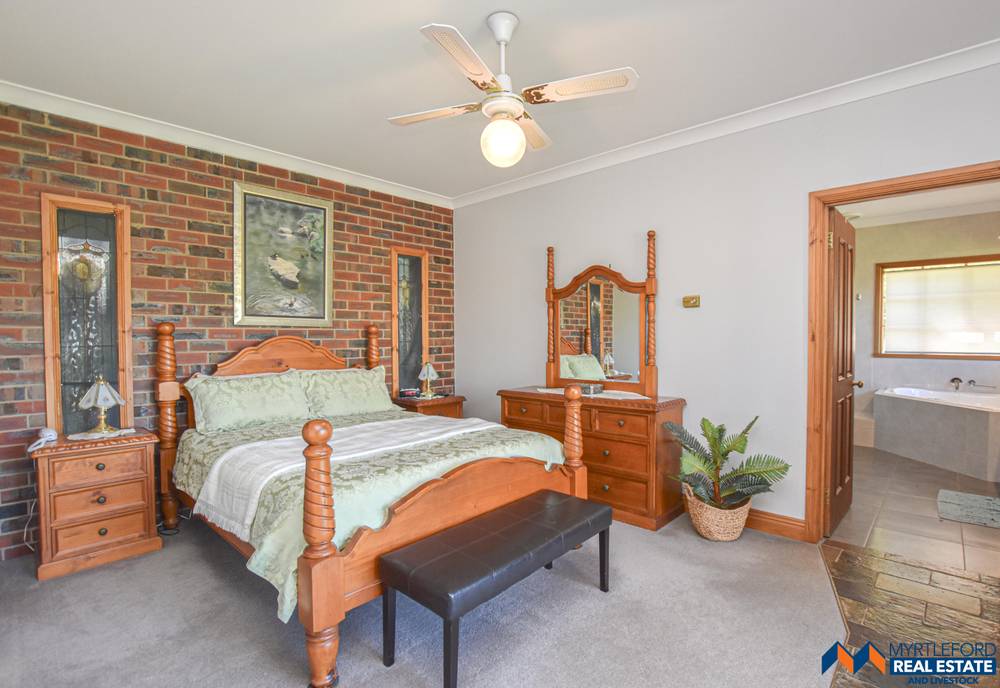 7. Jenny Lane, MYRTLEFORD, VIC 3737