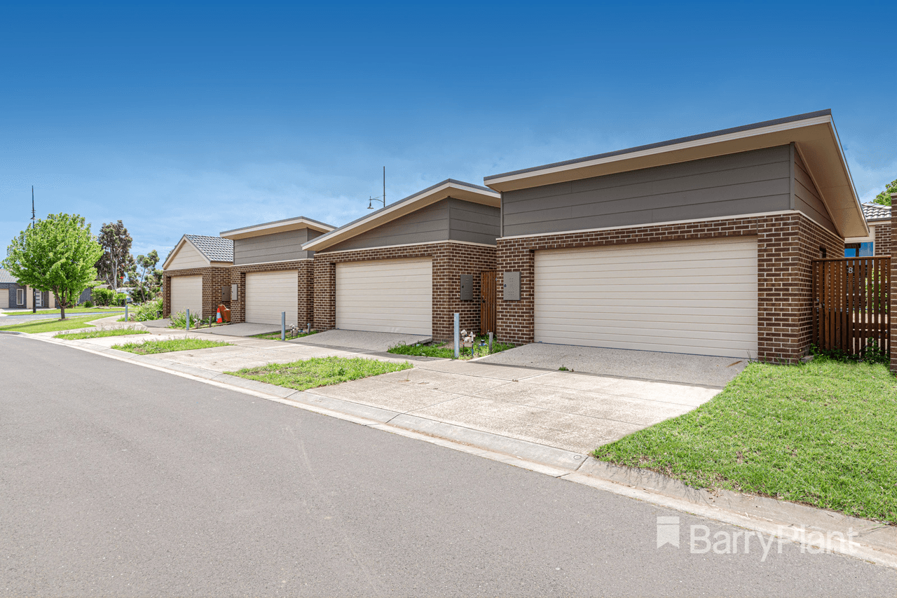 8 Wilhelmina Walk, Epping, VIC 3076