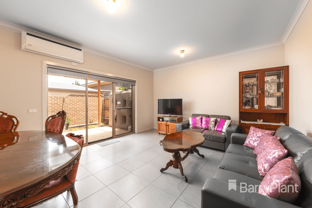 8 Wilhelmina Walk, Epping, VIC 3076