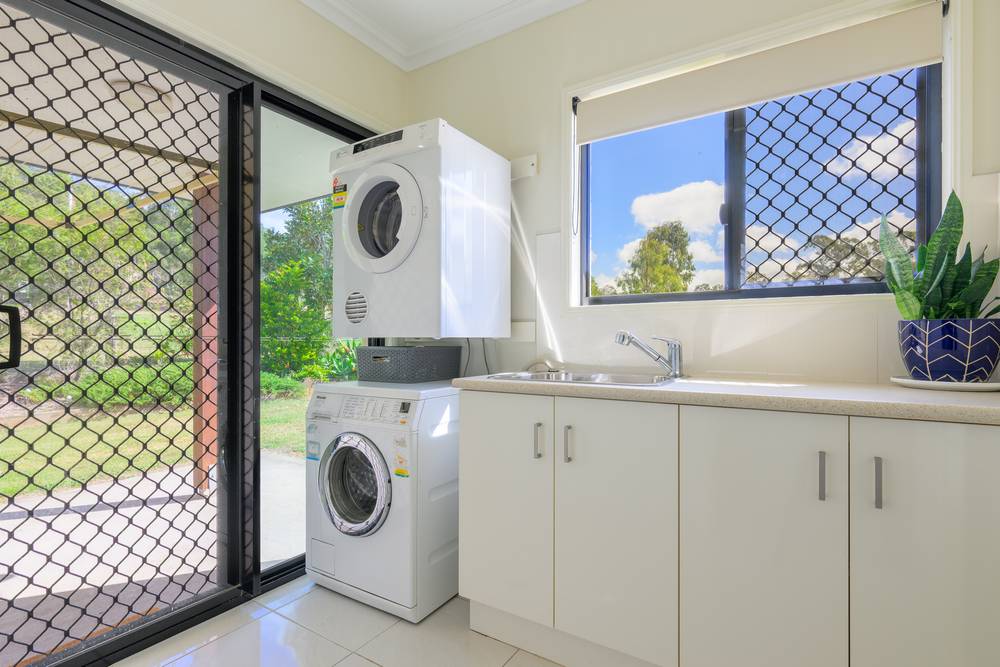 9 Gino Court, BURUA, QLD 4680