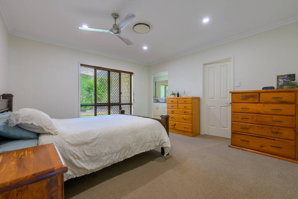 9 Gino Court, BURUA, QLD 4680