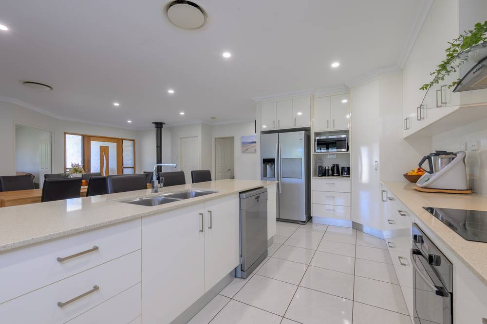 9 Gino Court, BURUA, QLD 4680