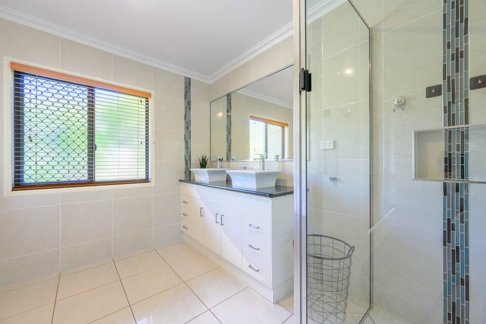 9 Gino Court, BURUA, QLD 4680