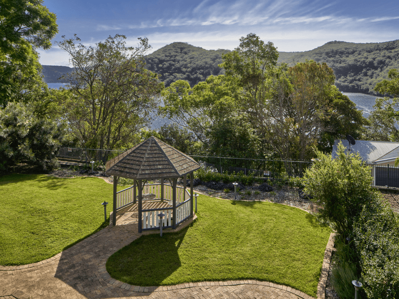 16 Cottage Point Road, COTTAGE POINT, NSW 2084