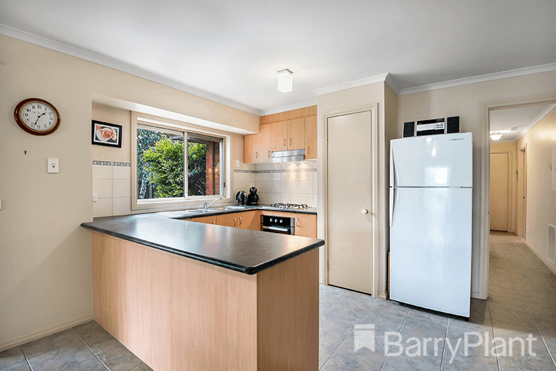 15 Masked Owl Road, South Morang, VIC 3752