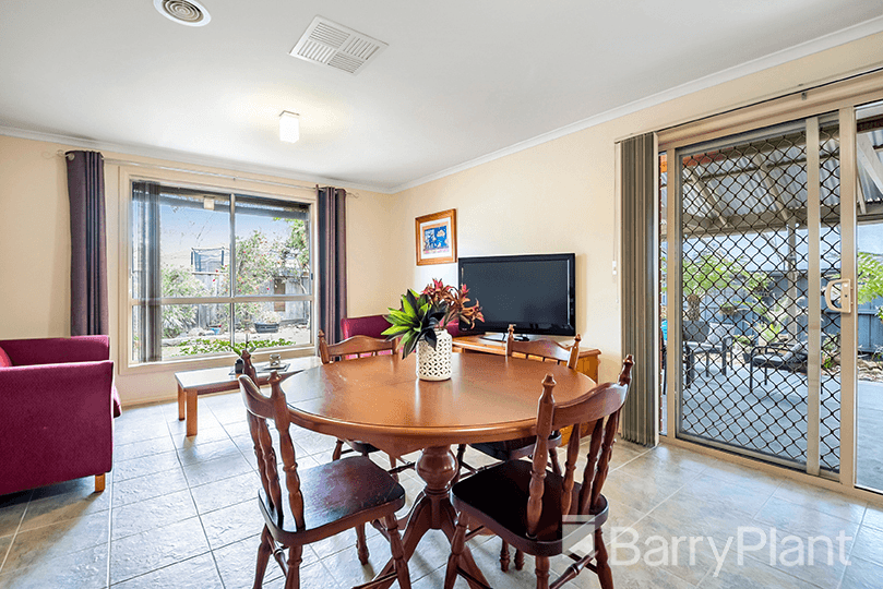 15 Masked Owl Road, South Morang, VIC 3752