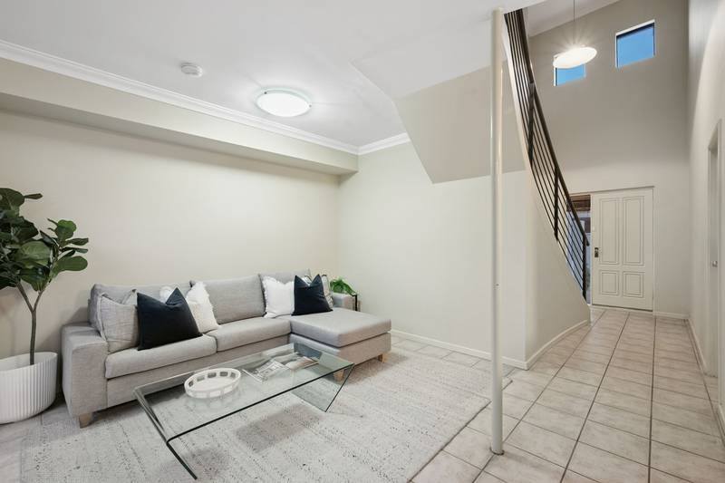 2/138 Robert Street, Como, WA 6152