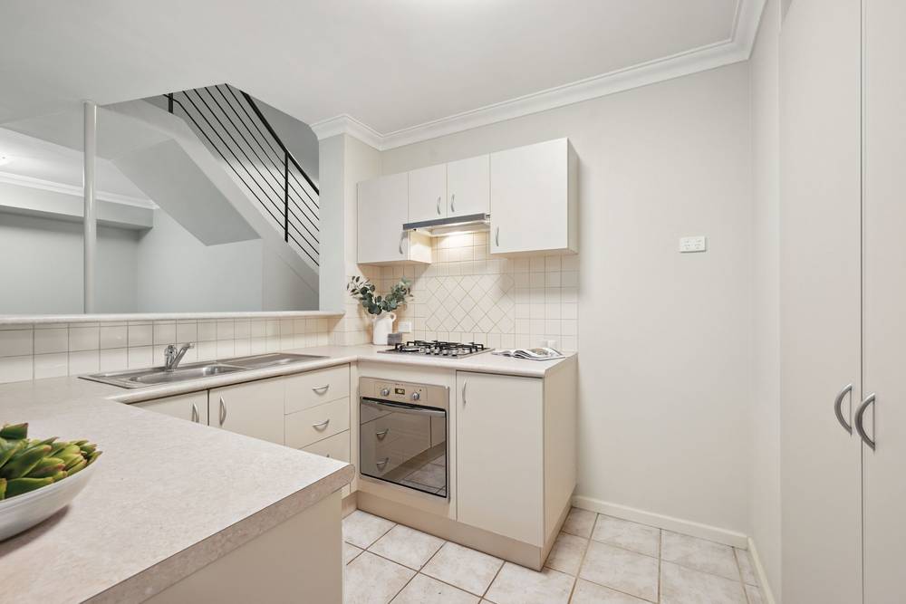 2/138 Robert Street, Como, WA 6152