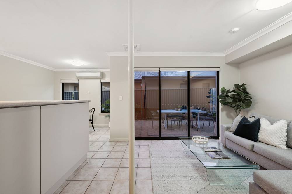 2/138 Robert Street, Como, WA 6152