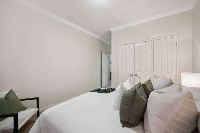 2/138 Robert Street, Como, WA 6152