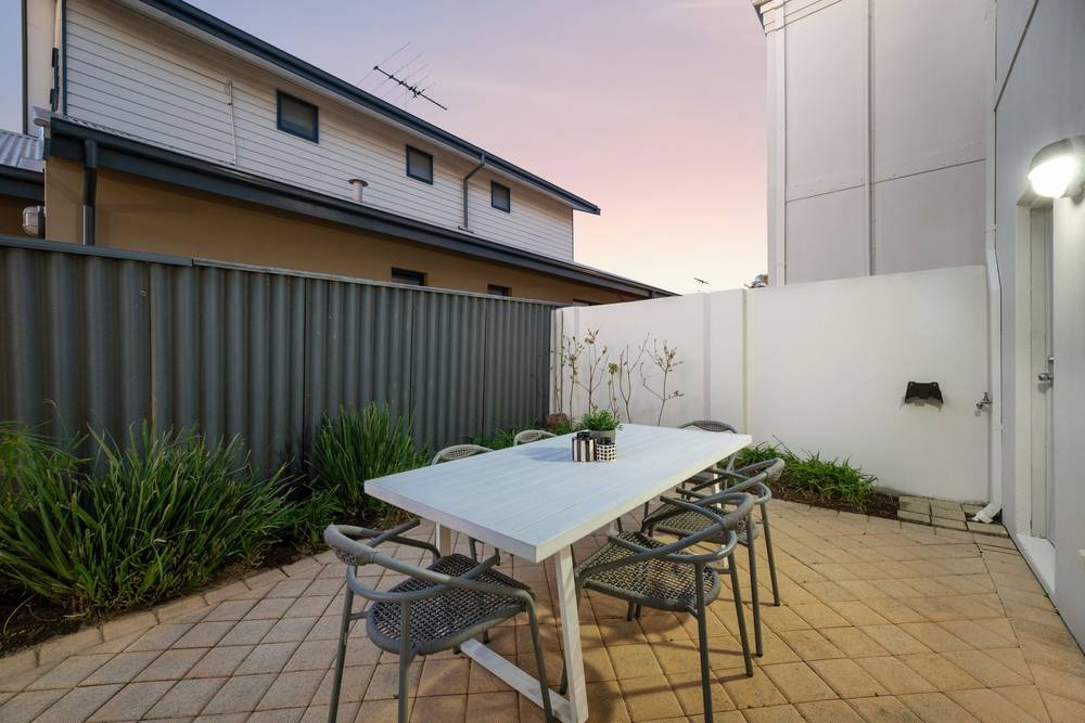 2/138 Robert Street, Como, WA 6152