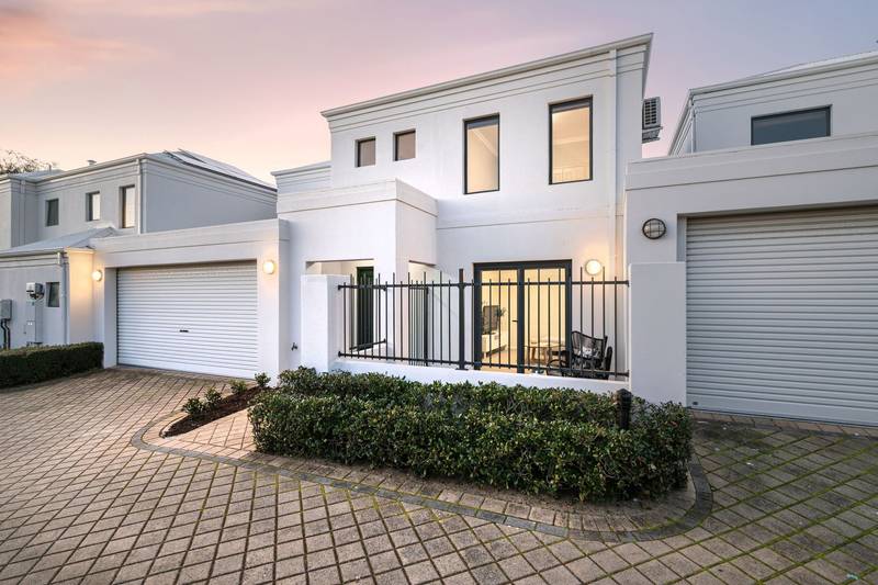 2/138 Robert Street, Como, WA 6152