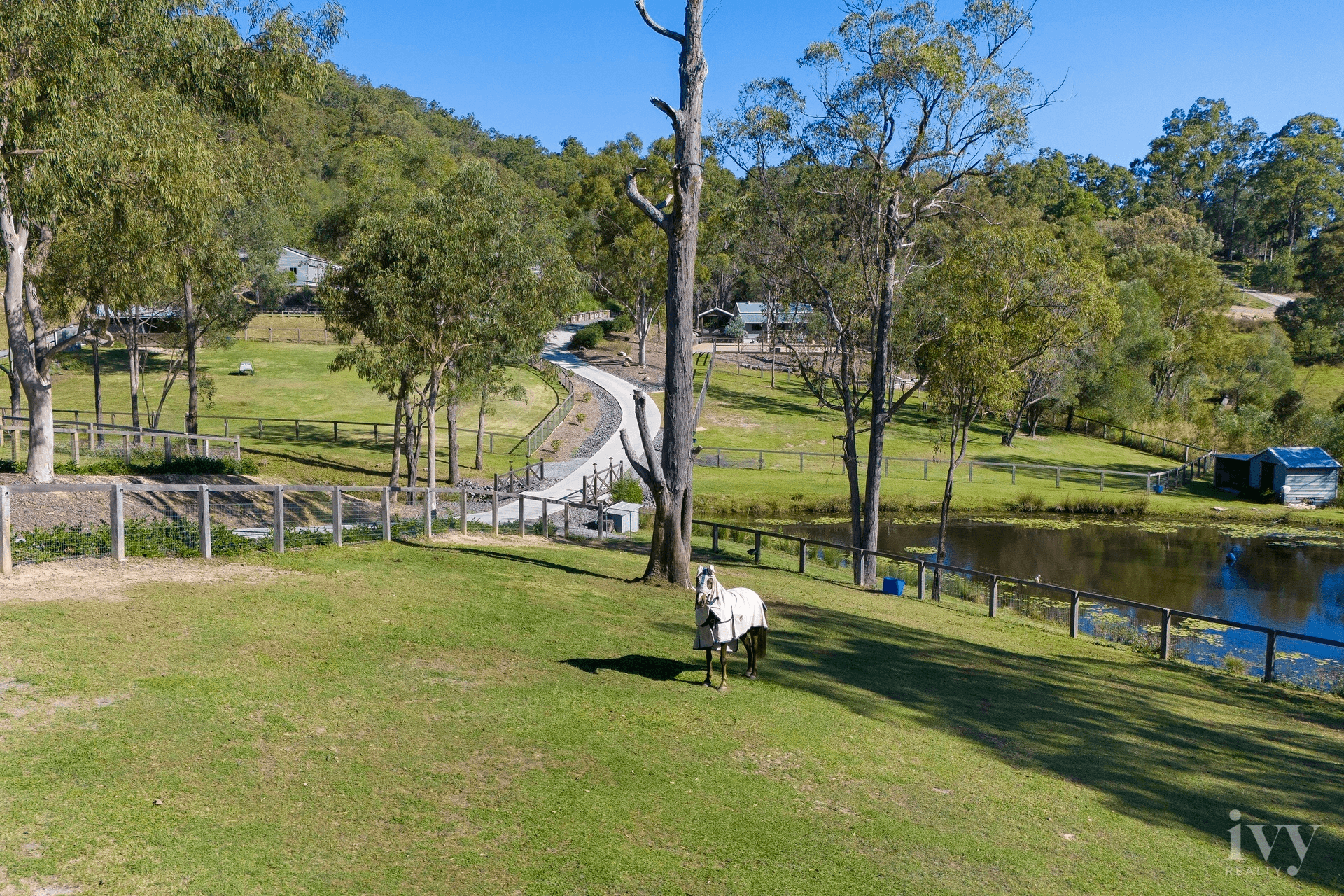 76 Holyrood Road, Maudsland, QLD 4210