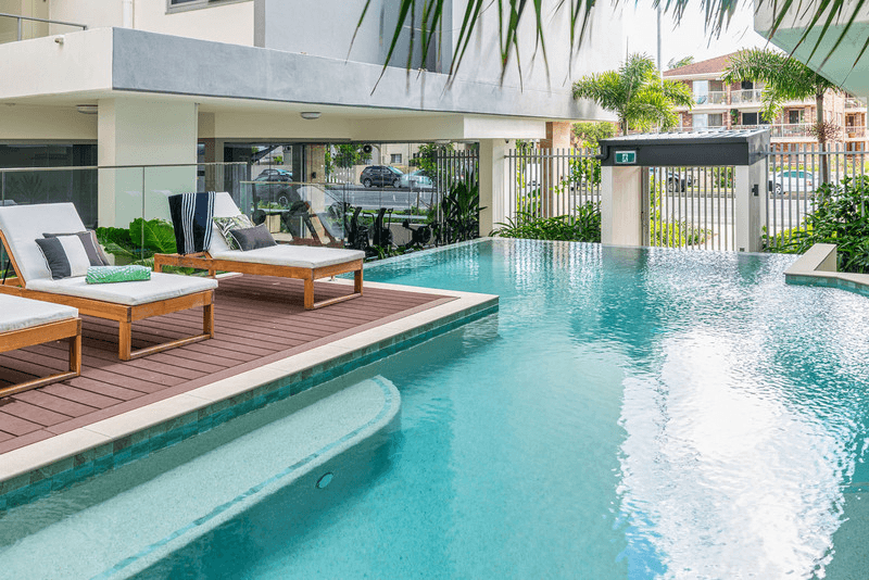 5/10 Third Avenue, Palm Beach, QLD 4221