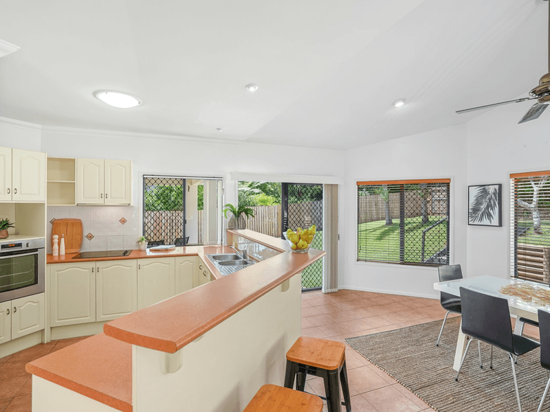 23 Fairley Street, REDLYNCH, QLD 4870