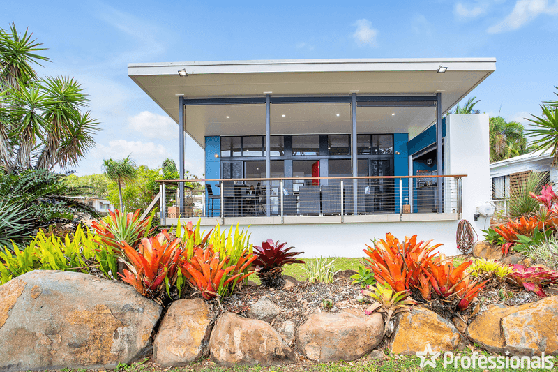 12 Ward Esplanade, BALL BAY, QLD 4741