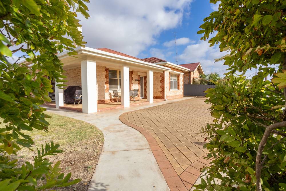 8 Brock Street, Tumby Bay, SA 5605