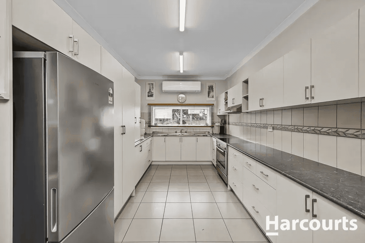 1790 Harrow-Balmoral Road, BALMORAL, VIC 3407