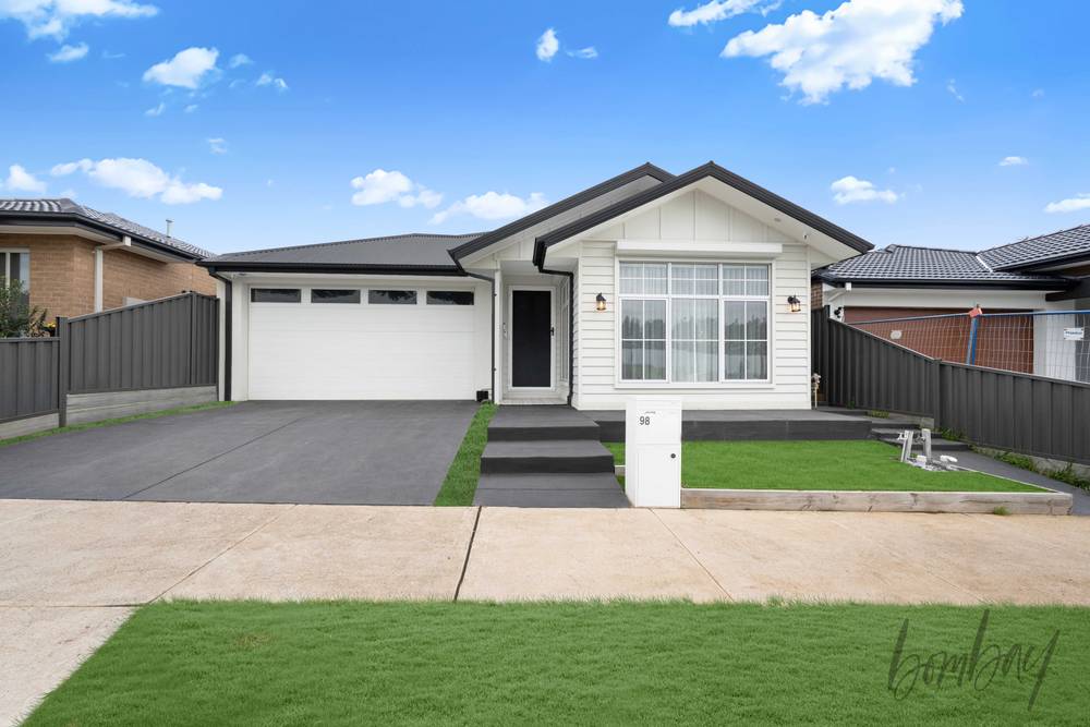 98 Arcturus Drive, KALKALLO, VIC 3064