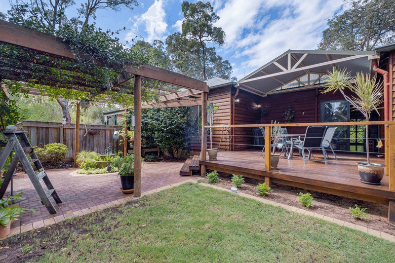 13 Trevor Court, Roleystone, WA 6111