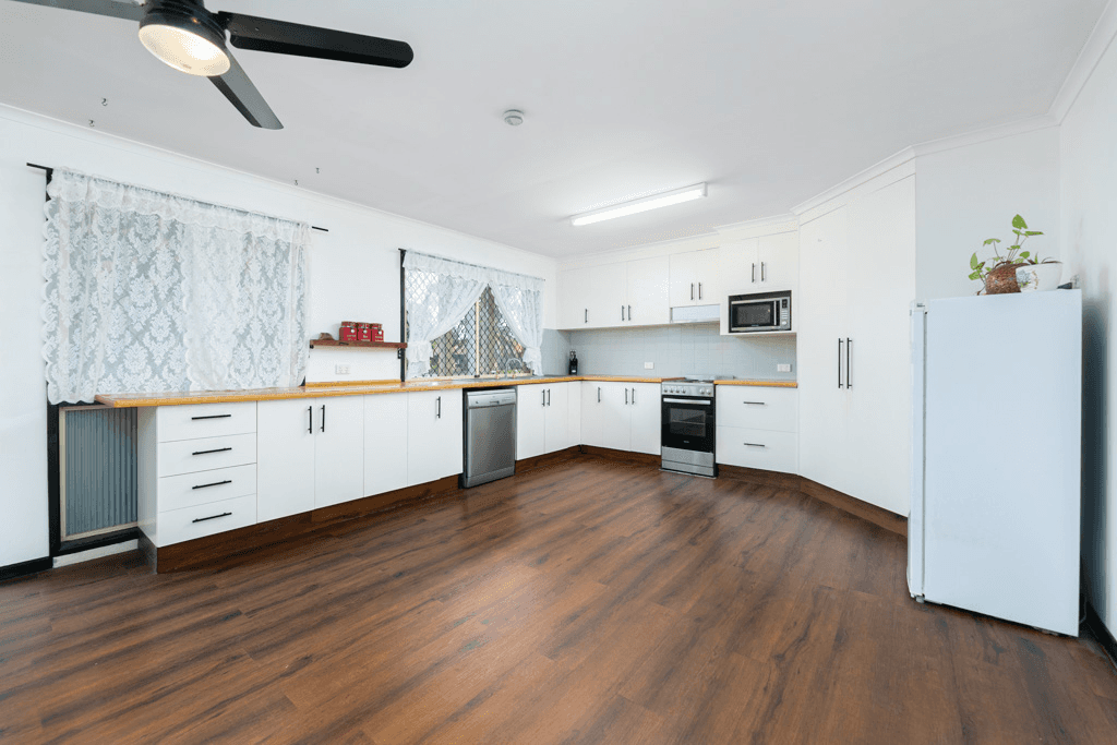 37 Bellmere Road, BELLMERE, QLD 4510