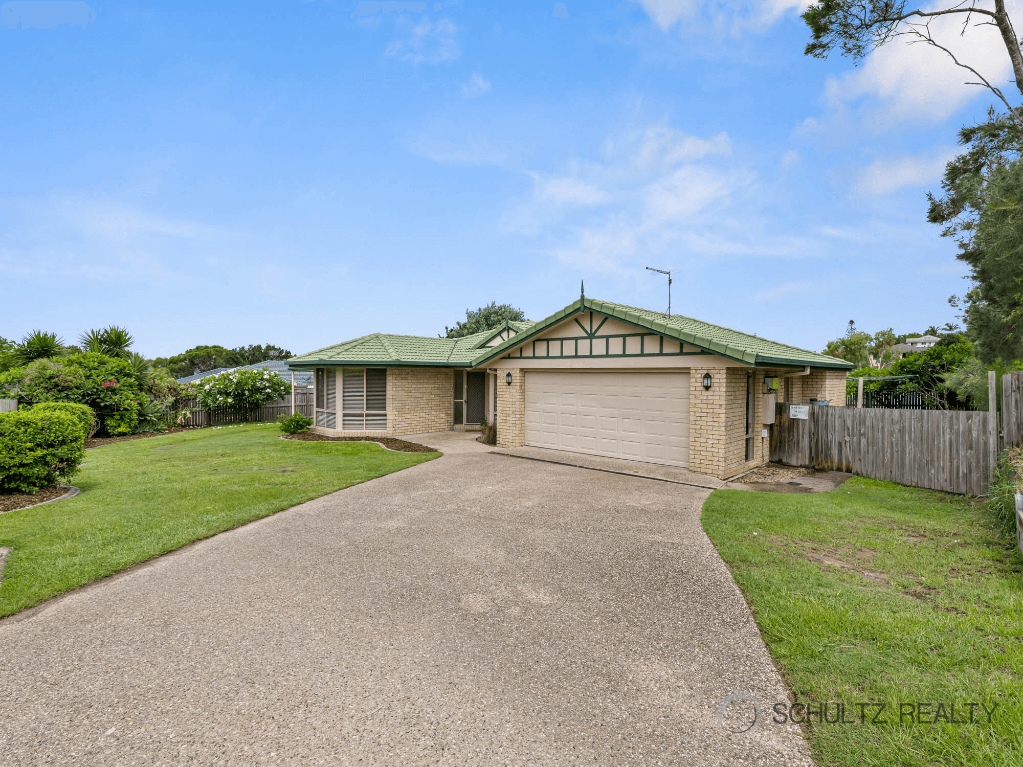 32 Johnson Parade, ORMEAU HILLS, QLD 4208