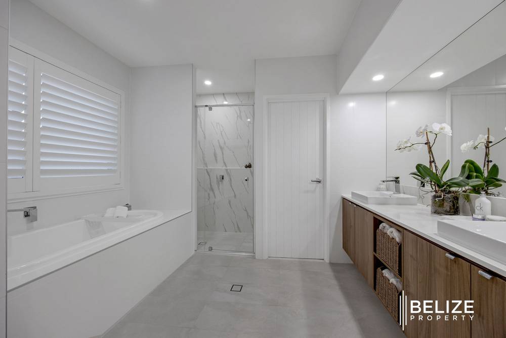 259 Harbour Boulevard, JACOBS WELL, QLD 4208