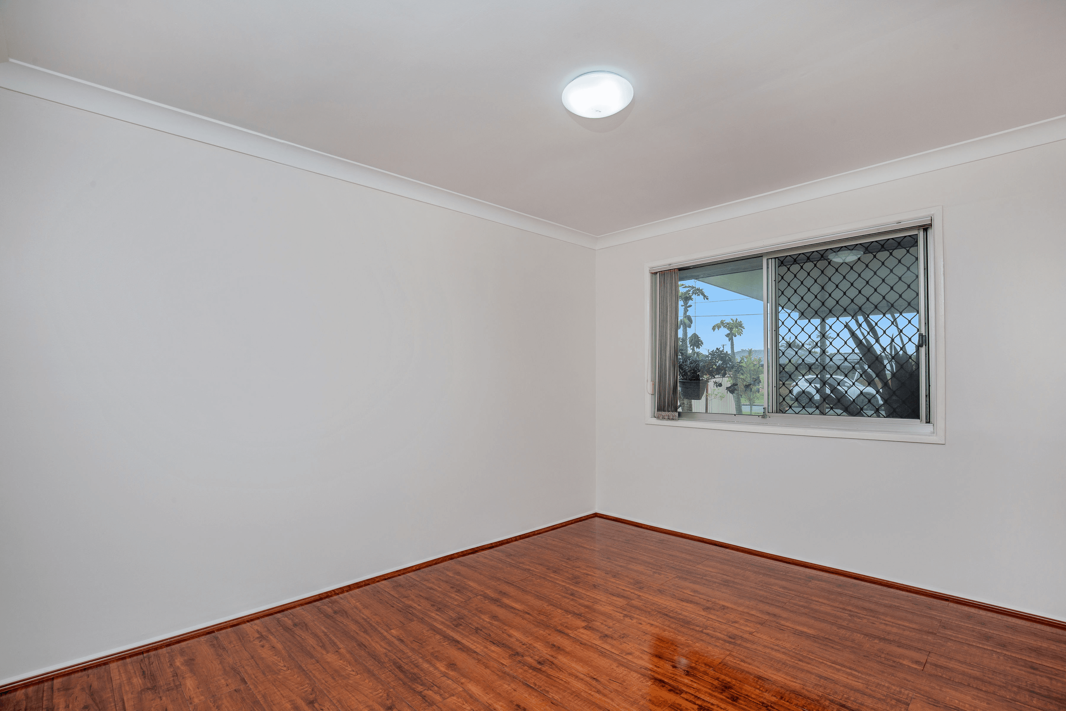 8 Baradine Street, MOUNT WARREN PARK, QLD 4207