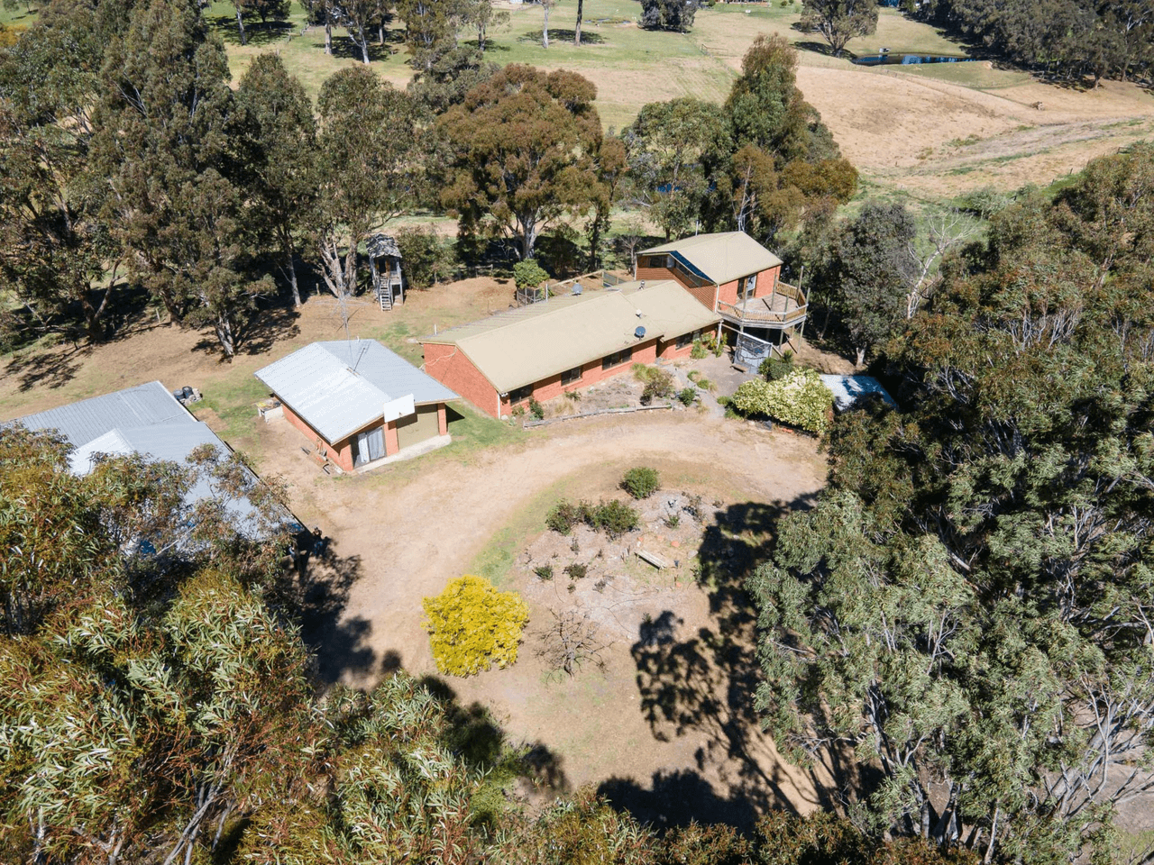 27 Paterson Court, NICHOLSON, VIC 3882